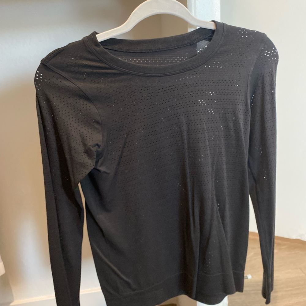 lululemon athletica Black Long Sleeve Tee